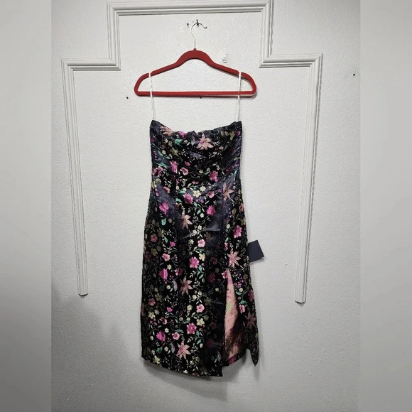 Lulu's Make a Move Black Satin Floral Jacquard Strapless Midi Dress Party - Picture 6 of 10